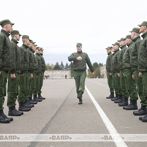 В Минской военной комендатуре проходят занятия с новым пополнением