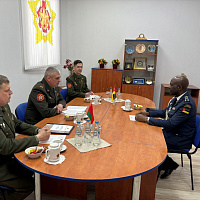 В Беларуси впервые аккредитован военный дипломат из Мозамбика