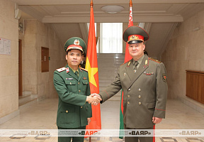 Meeting of Representatives of the Armed Forces of Belarus and Vietnam
