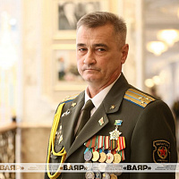 Чествование выпускников  военных учебных заведений и вручение генеральских погон 
