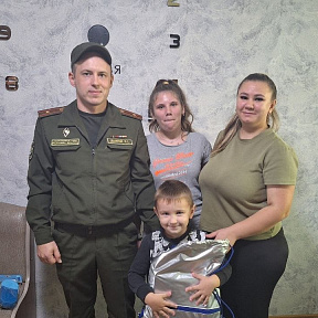 Военнослужащие военного комиссариата города Витебска, Витебского и Лиозненского районов поучаствовали в акции «Соберём детей в школу»