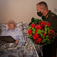105-летие празднует сегодня старейший в Беларуси Герой Советского Союза Василий Мичурин (Видео)
