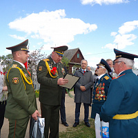 Поздравили ветеранов