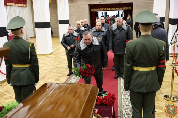 В Минске простились с Владимиром Макеем