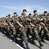 Военнослужащие нового пополнения принесли Военную присягу