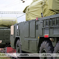 В Беларусь прибыла очередная батарея зенитных ракетных комплексов «Тор-М2»