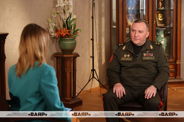 Министр обороны Республики Беларусь генерал-лейтенант Виктор Хренин дал большое эксклюзивное интервью (видео)
