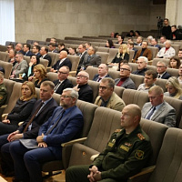 Информирование по вопросам складывающейся военно-политической обстановки в стране и за рубежом