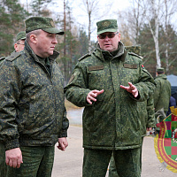 Второй этап оперативного сбора командного состава Вооруженных Сил (видео)