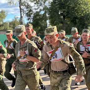Военнослужащие 72 ОУЦ совершили марш-бросок