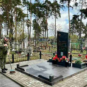 Личный состав инженерного полка СЗОК принимает участие в республиканском субботнике