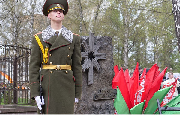 Представители Министерства обороны Беларуси приняли участие в акции, посвящённой 40-й годовщине аварии на Чернобыльской АЭС