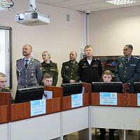 Иностранные военные атташе посетили Белорусскую государственную академию авиации (видео)