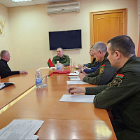 Министр обороны Беларуси провёл выездной приём граждан