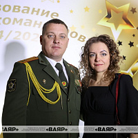 Торжественная церемония чествования командиров соединений и воинских частей