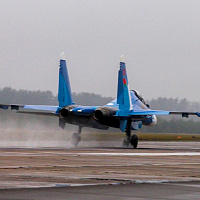Вторая пара боевых самолетов Су-30 СМ прибыла в Беларусь (видео)