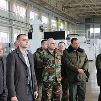 Военные атташе зарубежных дипломатических миссий посетили 558-й авиаремонтный завод