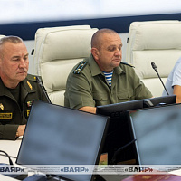 Министр обороны Беларуси провёл совещание по вопросу реализации поручений, касающихся уборочной кампании