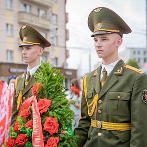 Военнослужащие почтили память погибших в годы Великой Отечественной войны Военнослужащие почтили память погибших в годы Великой Отечественной войны