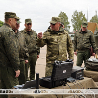 Торжественная церемония передачи новой и модернизированной техники связи в 619 бхрмусс