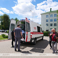 Сегодня в 432 ГВКМЦ военные медики доставили одного из пострадавших в Брянской области