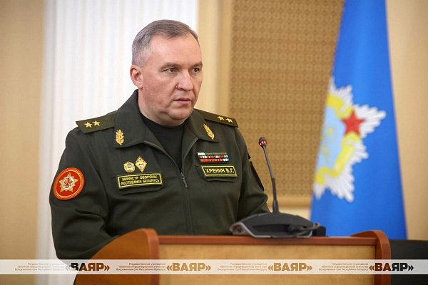 Министр обороны Беларуси представил личному составу офицеров, назначенных на новые должности