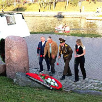 Члены БСО и БСВВА возложили цветы в День танкиста