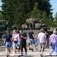 Уникальная выставка военной ретротехники у мемориального комплекса «Брестская крепость-герой»