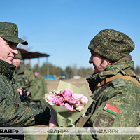 Министр обороны Беларуси в Гродненском гарнизоне 